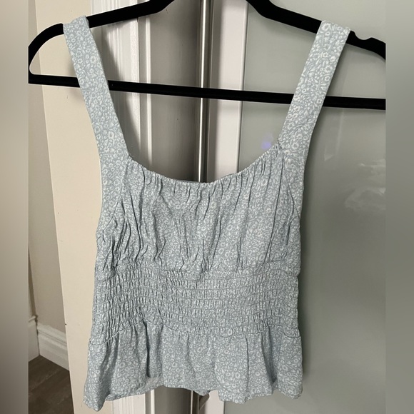 Blue top with flower pattern, adjustable straps - Picture 1 of 1